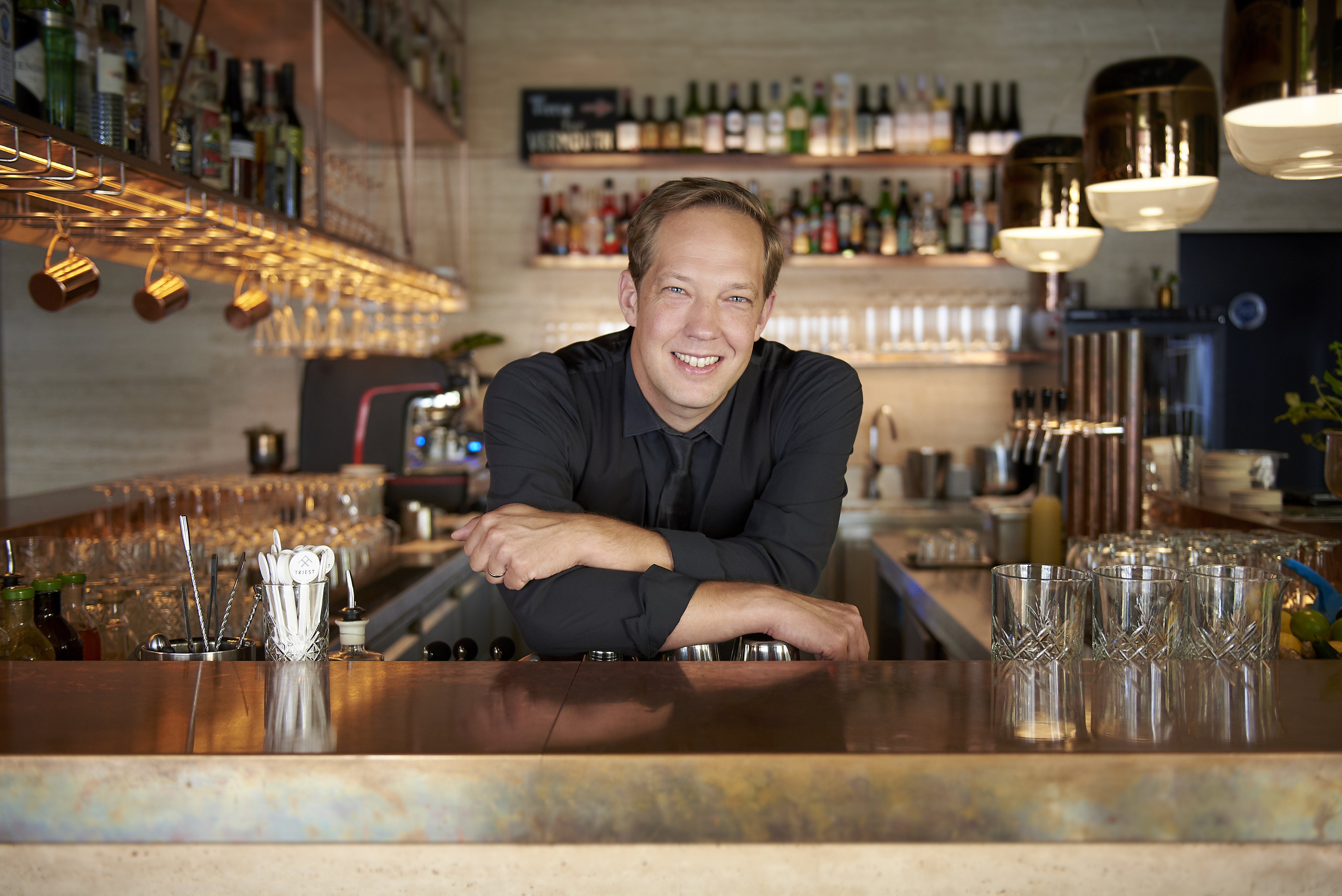 Barkeeper Nikolai Augustin