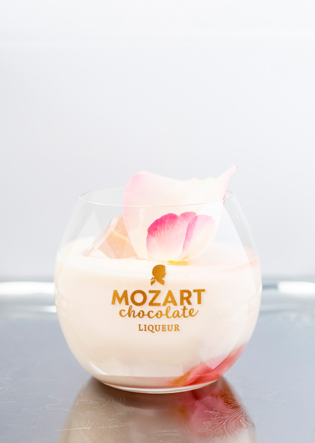 Mozart White Chocolate Lady Rose