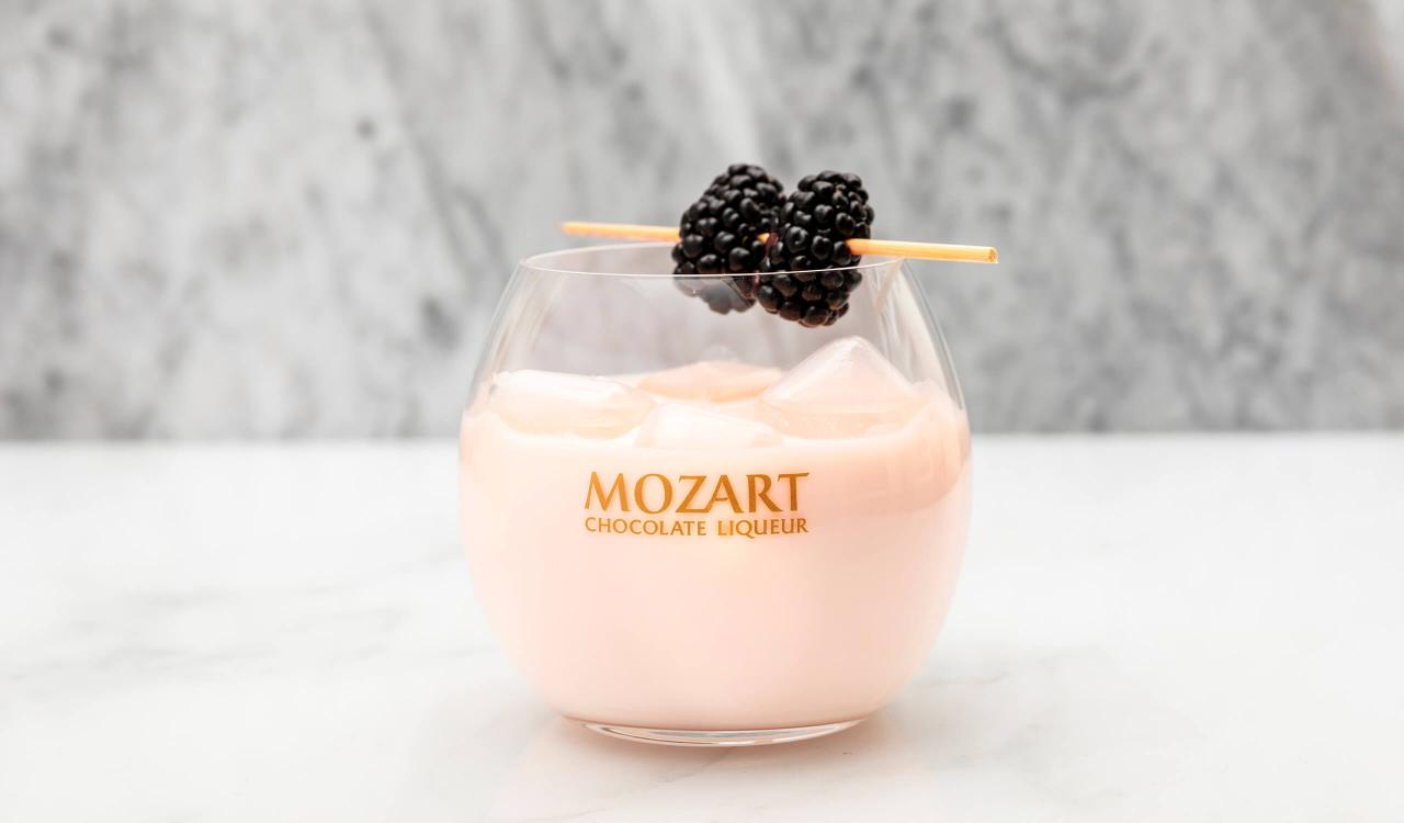 Mozart Strawberry Chocolate Summer Joy