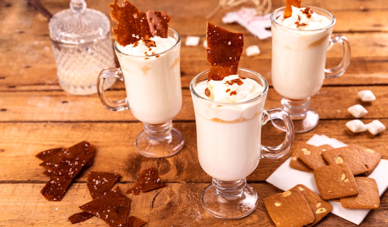 Mozart White Caramel Cookie Hot Chocolate