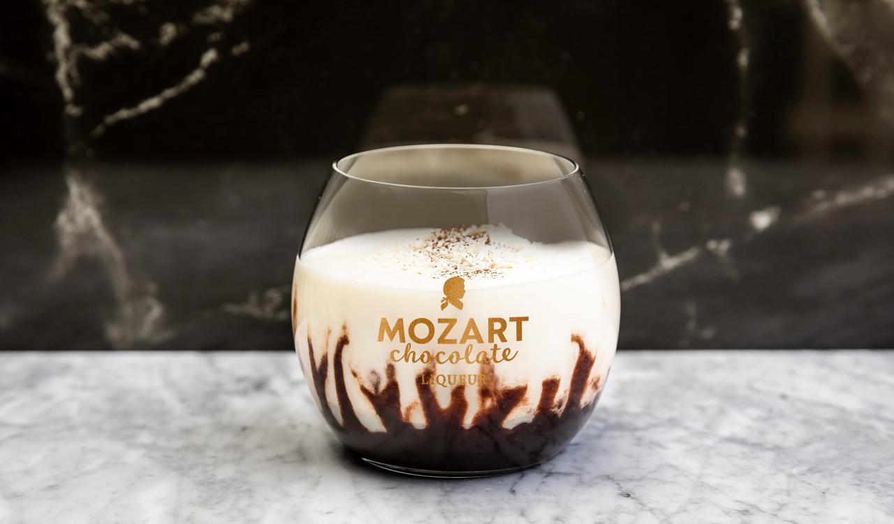 Mozart White Chocolate Russian